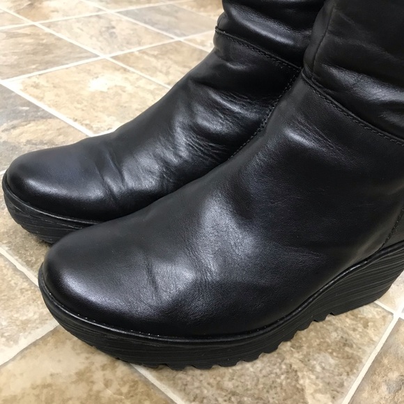 Fly London YOA Wedge Platform Side Zip Boots Women Size 9 1/2 40 Rare HTF - Picture 8 of 16